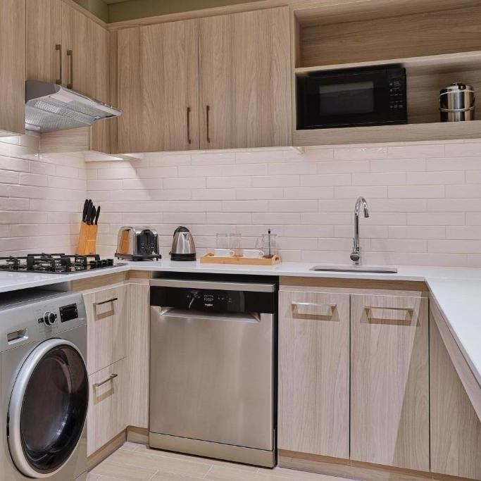 Hotel Mini Kitchen Cabinet Sets Modern Wood Custom Design Kitchen Furniture Apartment Use