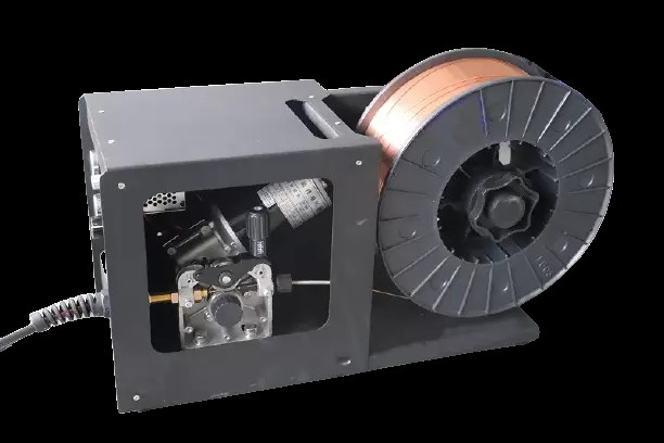 380V 1KW Aluminum Handheld Laser Welding Machine For Stainless Steel Plates And Tubes