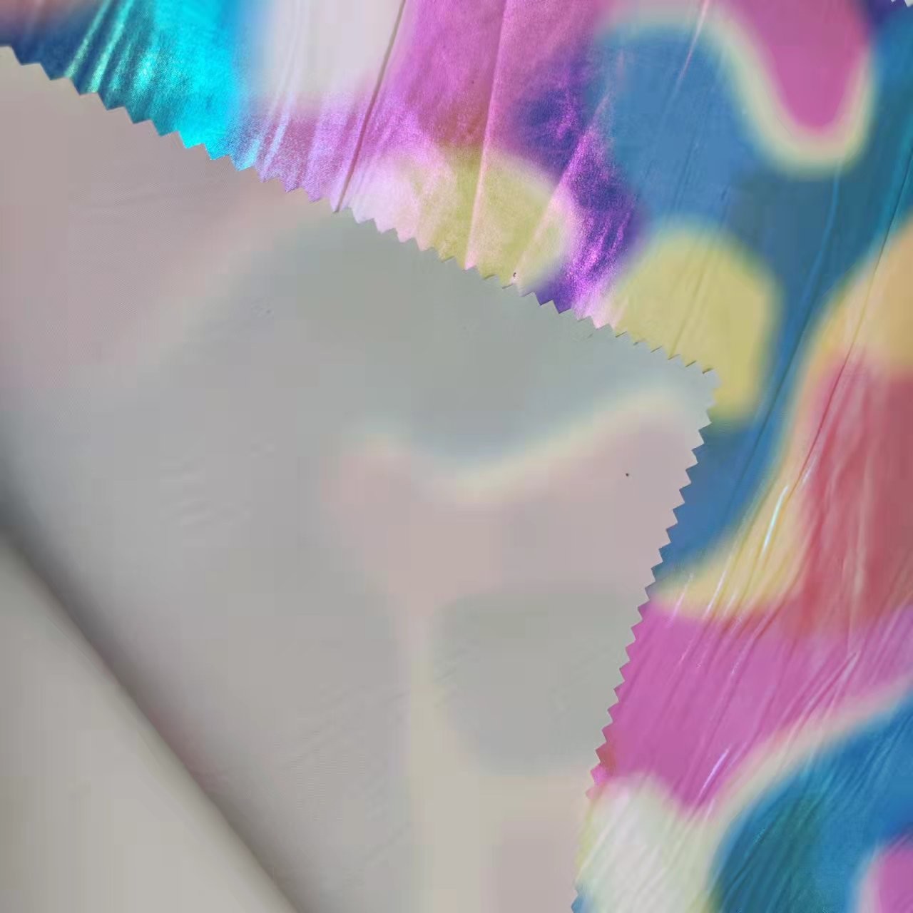 150CM Outdoor Breathable Silver Foiled Fabric 108gsm 100% Polyester 30DX30D