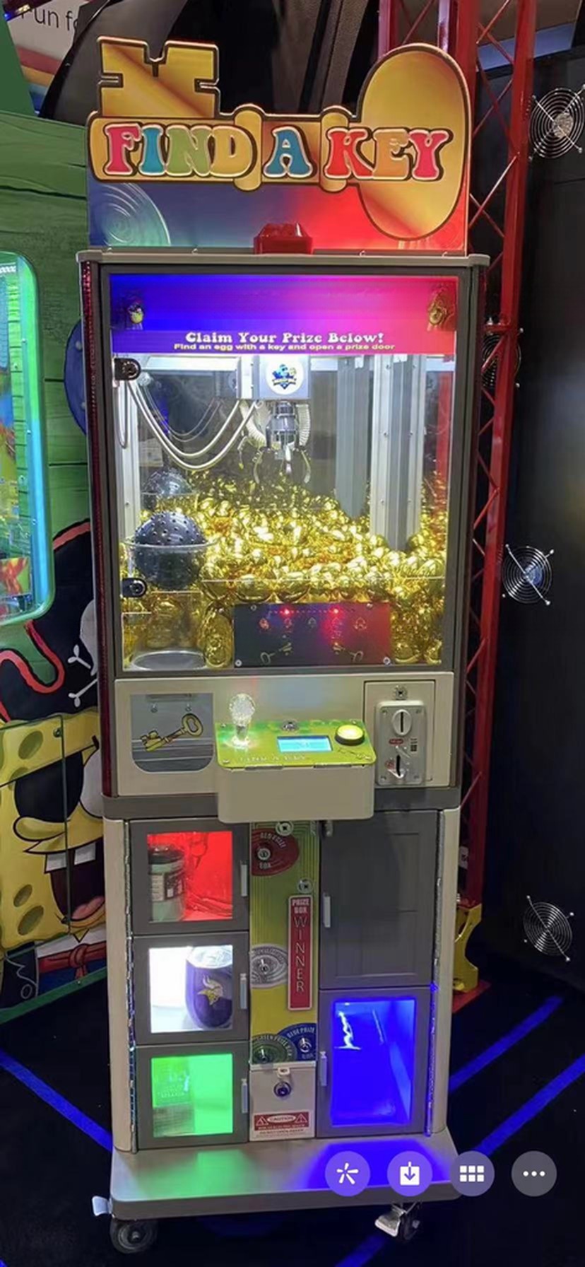 Dreamland Coin operated find the key claw crane prize vending machine for shopping mall