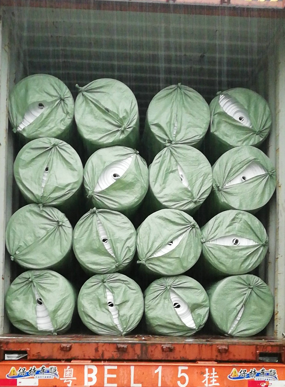 Polyurethane Cloning Collar Foam Moisture Retain With RoHs / Reach Certificates