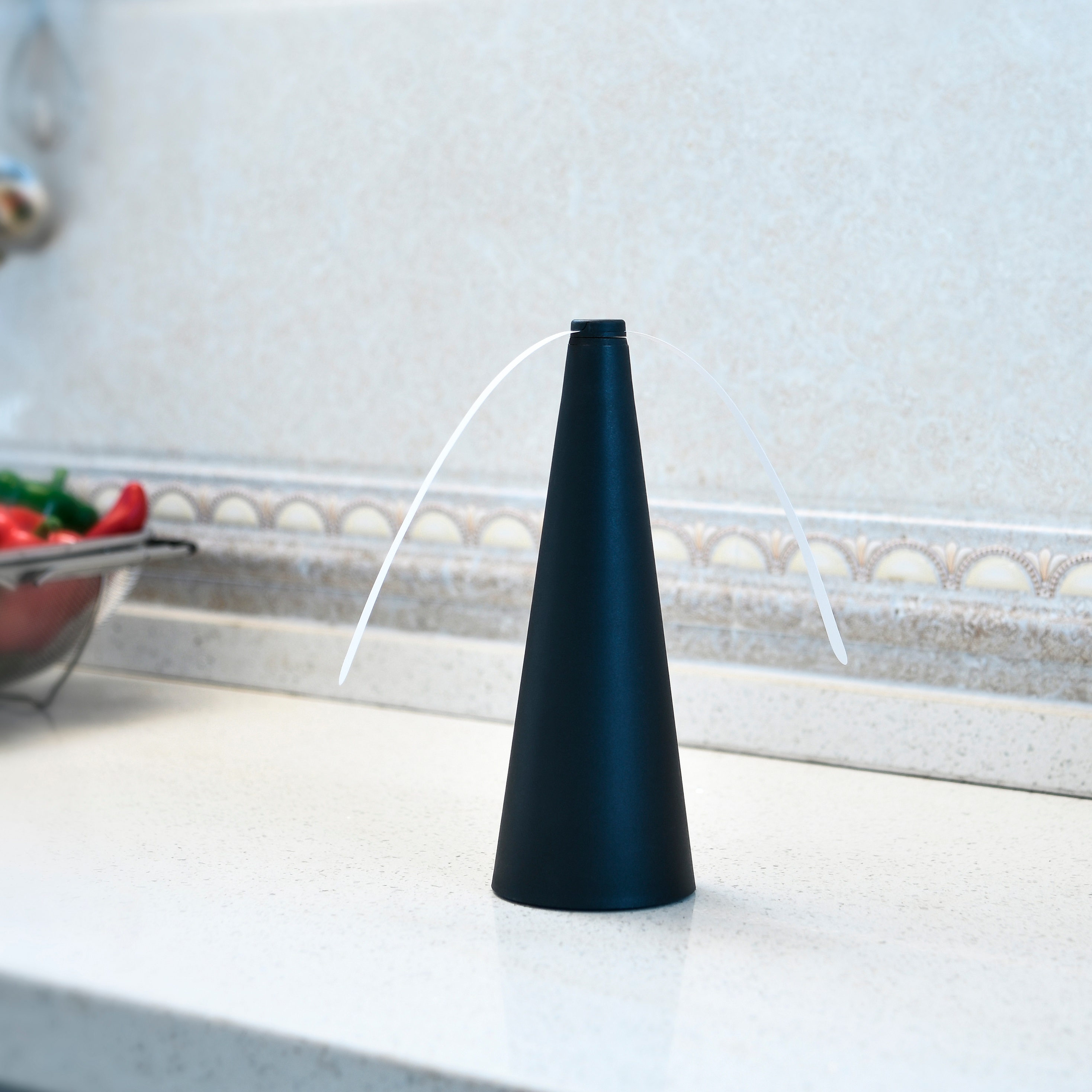 Flies Repellent Fan Portable Table Keep Flies Away with Soft Blades ABS PET Material