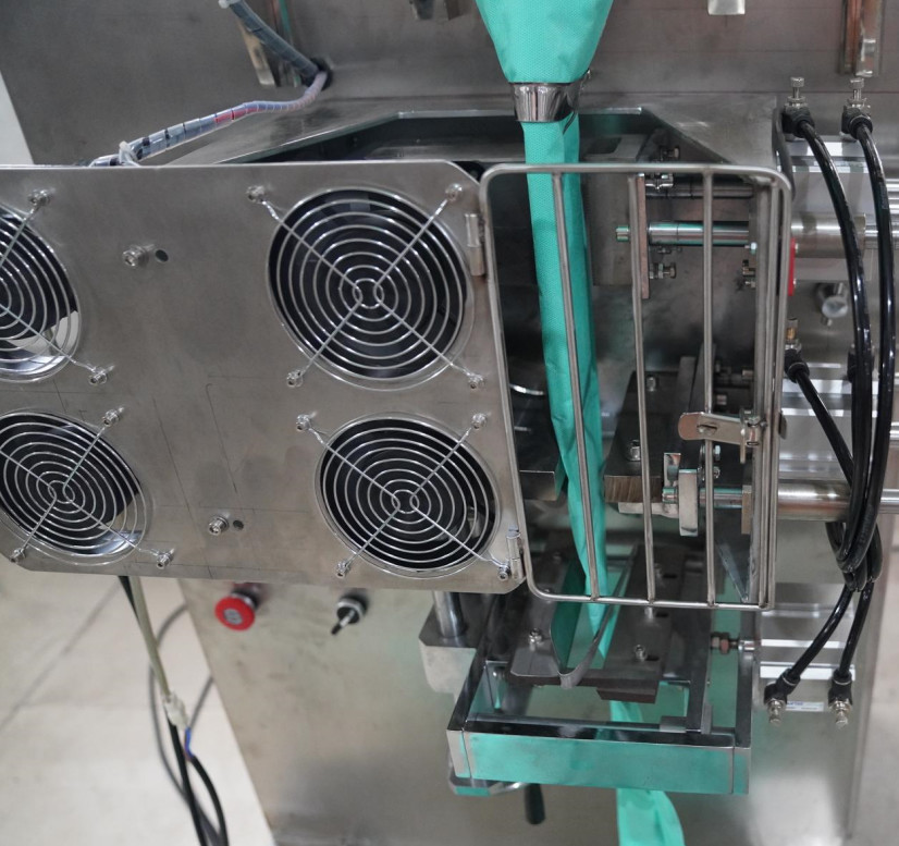 Customized Automatic Ultrasonic Sealing Packaging Machine For Car Desiccant Bag Bed Sachet Sofa