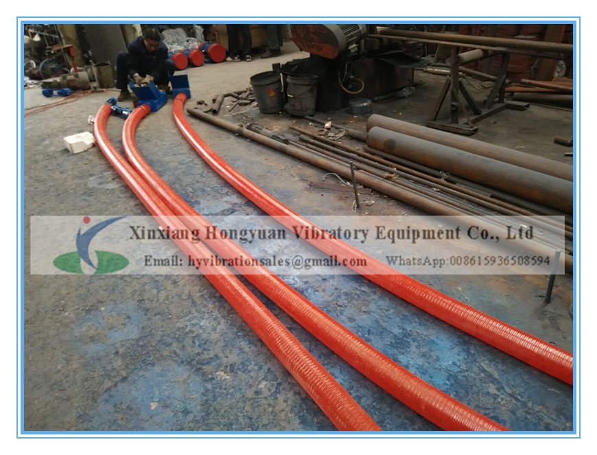 Truck loading grain pneumatic conveyor machine with soft tubes
