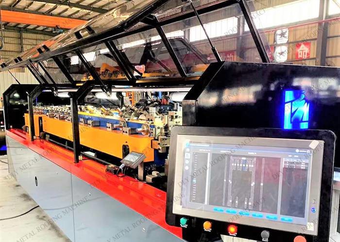 Plc C Purlin Roll Forming Machine Automatic Hydraulic Cutting 15kw