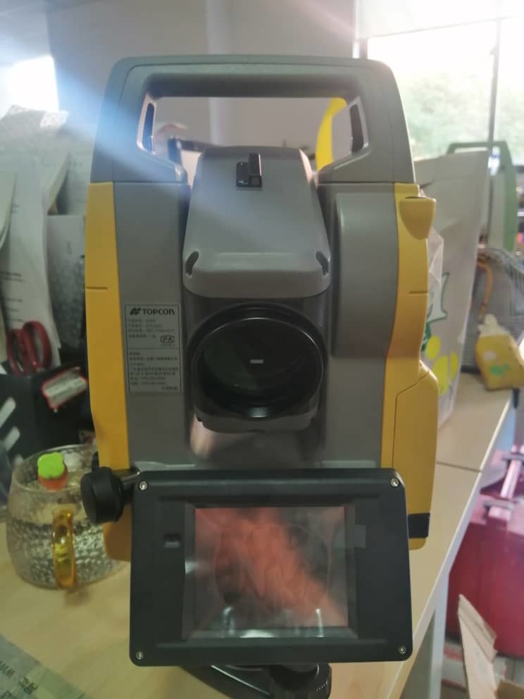 Topcon GTS-6000 Series 600m Reflectionless Windows System Total Station 2" Topcon GTS-6002