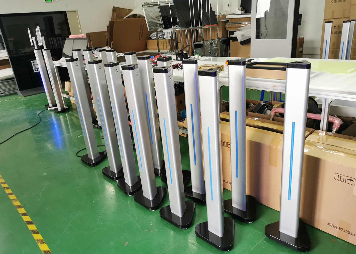Capacitive Touch 200W Pixels Face Recognition access control system Temperature Measurement kiosk thermal scanner