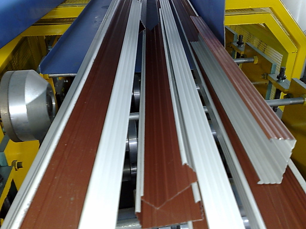Glazed Tile Stud And Track Roll Forming Machine With PLC Control System