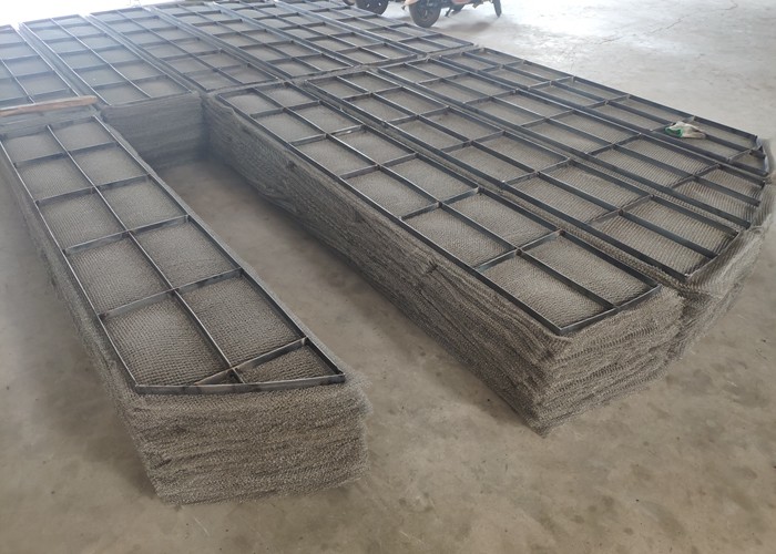 OEM ODM Mist Eliminator Pads Expanded Mesh Grids 550mm*300mm Demister Filter