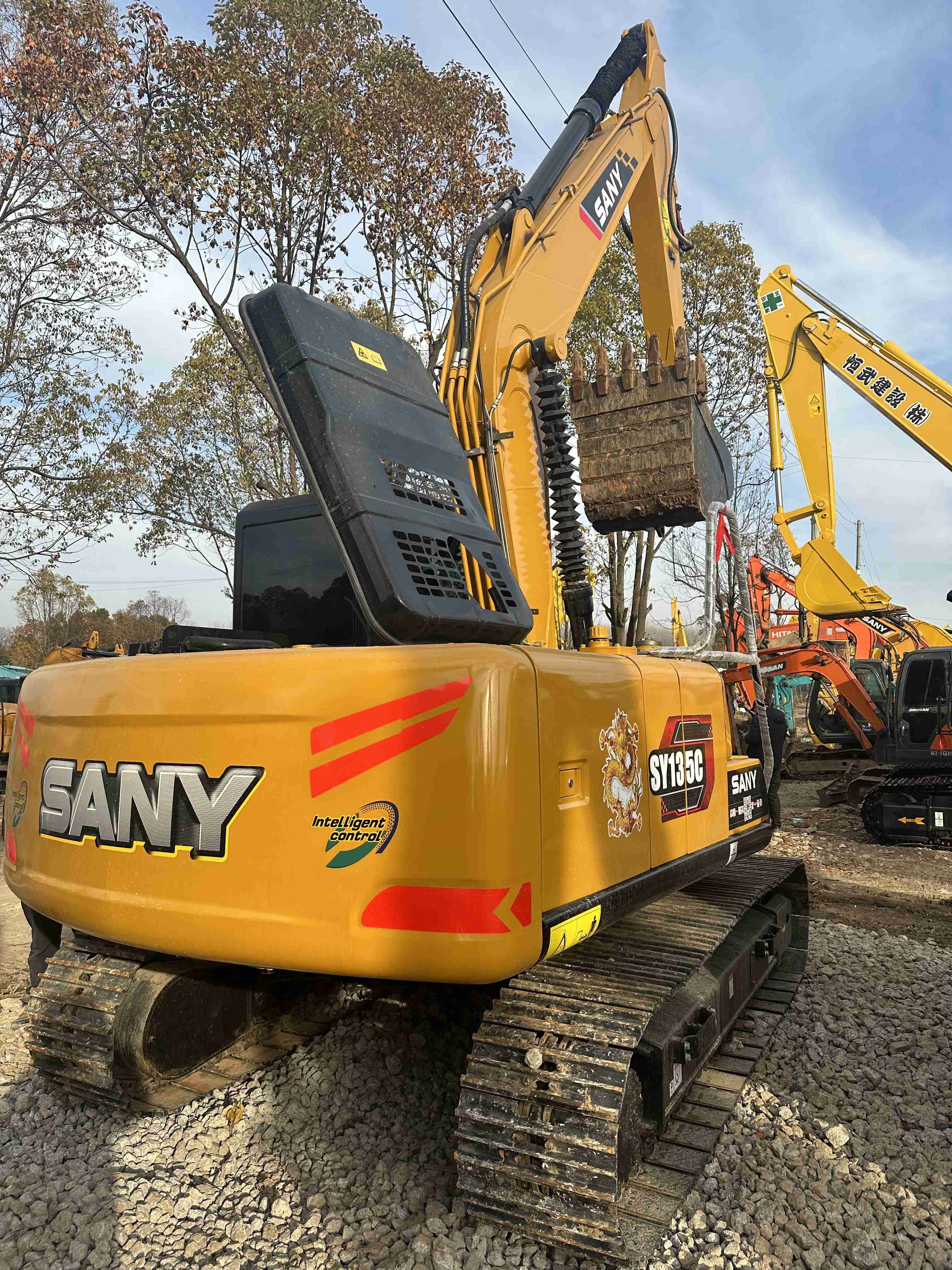 Used SANY Digger SY135C Secondhand 13.5on Small Type Mini Crawler Excavator