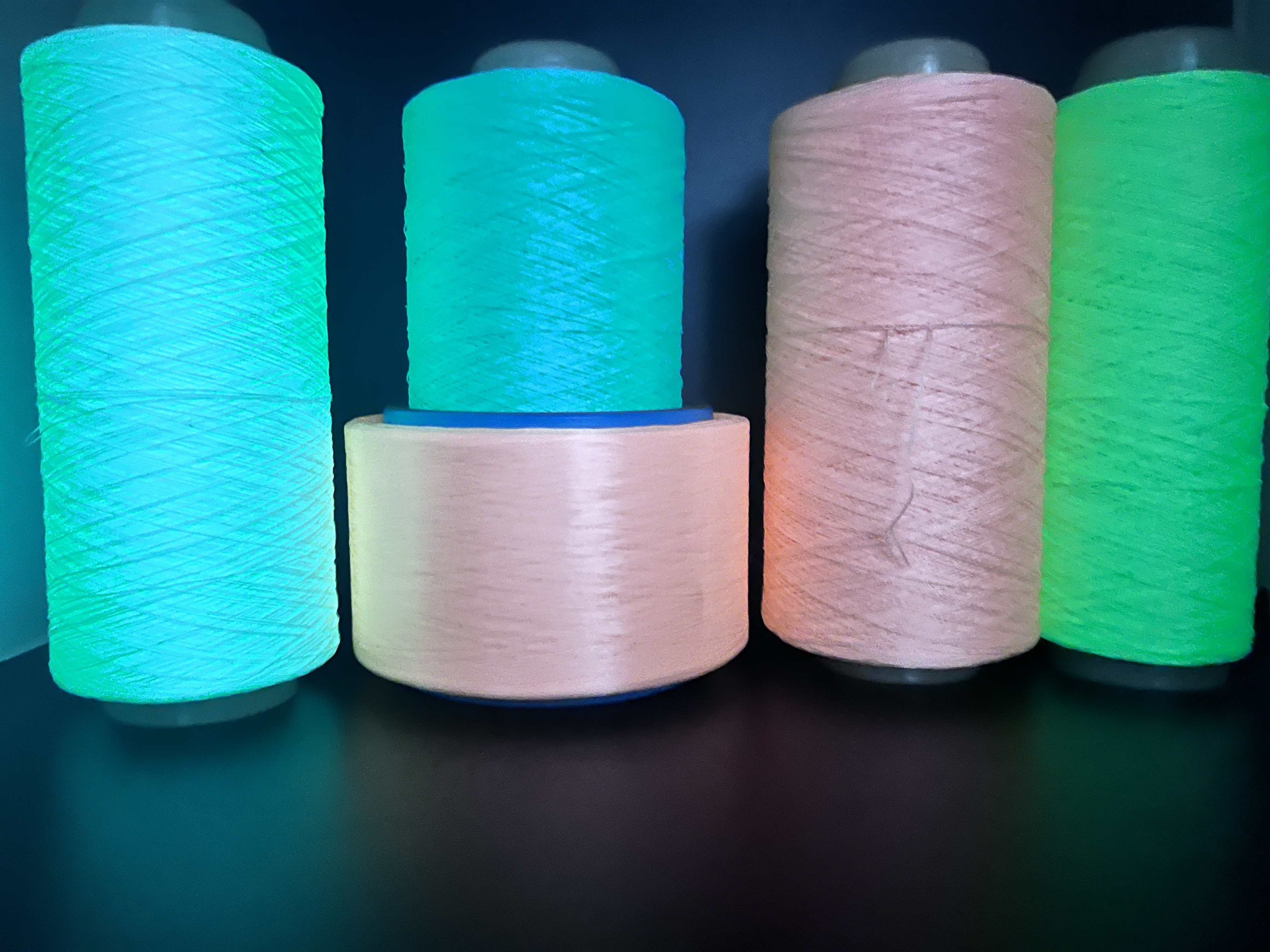 Luminous Scarf Glow Yarn Knitting Green 30 Minutes Charge Time