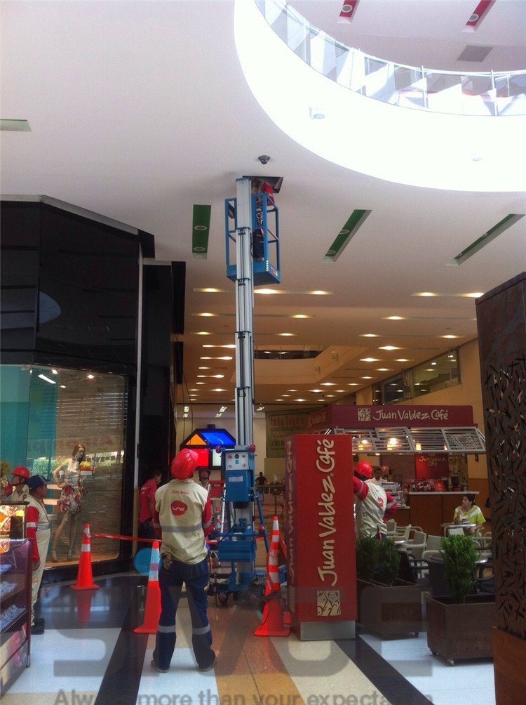 6 Meter Platform Height Trailer Mounted Lift Vertical Mast Lift For One Person