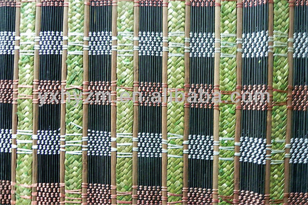 Colored Outdoor Bamboo Shades Smooth Surface Beautiful Pattern 1.28kg/Sqm