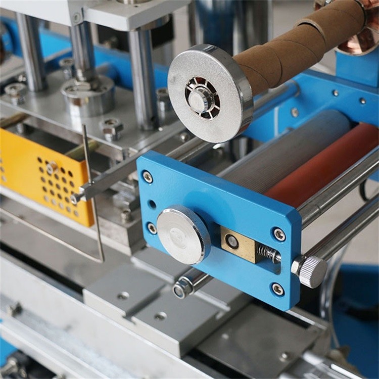 1000W Cylindrical Hot Stamping Machine Round Surface For Bottles Cups
