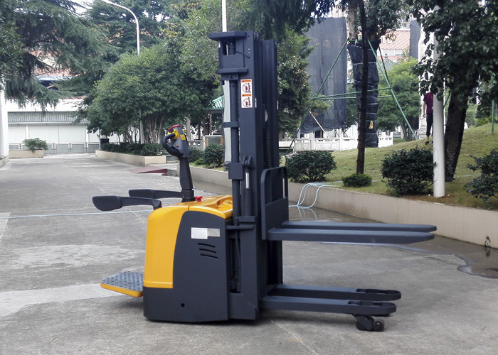 Double Design Electric Pallet Truck Stacker With Initial Lift High Performance