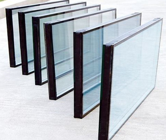 Low-E Professional Insulating Float Clear Glass/Tempered/Soundproof Glass with CE, ISO, SGS Certification Provided by Ch