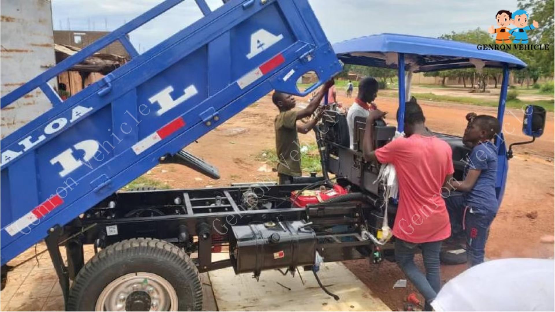 5 Tons Dump Truck Genron Diesel Tricycle For Big Capacity Cargo