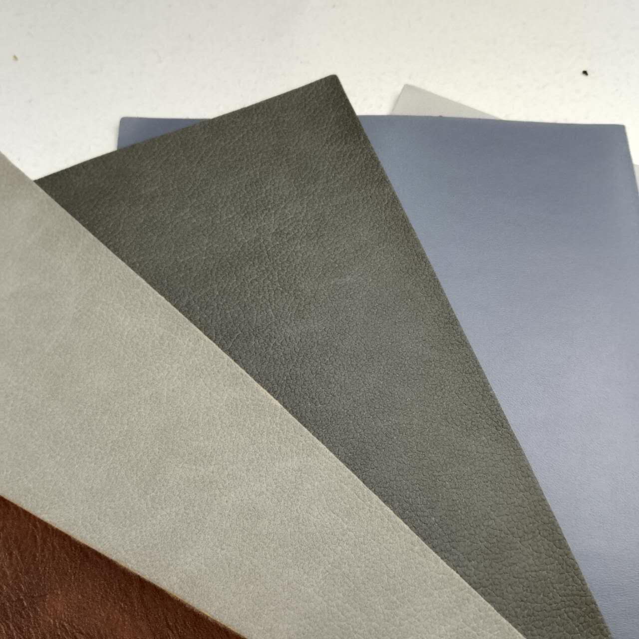 Premium-Grade Ultra-Soft Semi-PU Flocked and Bonded Upholstery Leather Embossed Pattern Stretchable for Sofa Bag Furniture