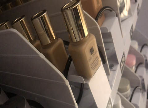 Cosmetic Jewelry Hair Product Smart Vending Machine With Display Rack