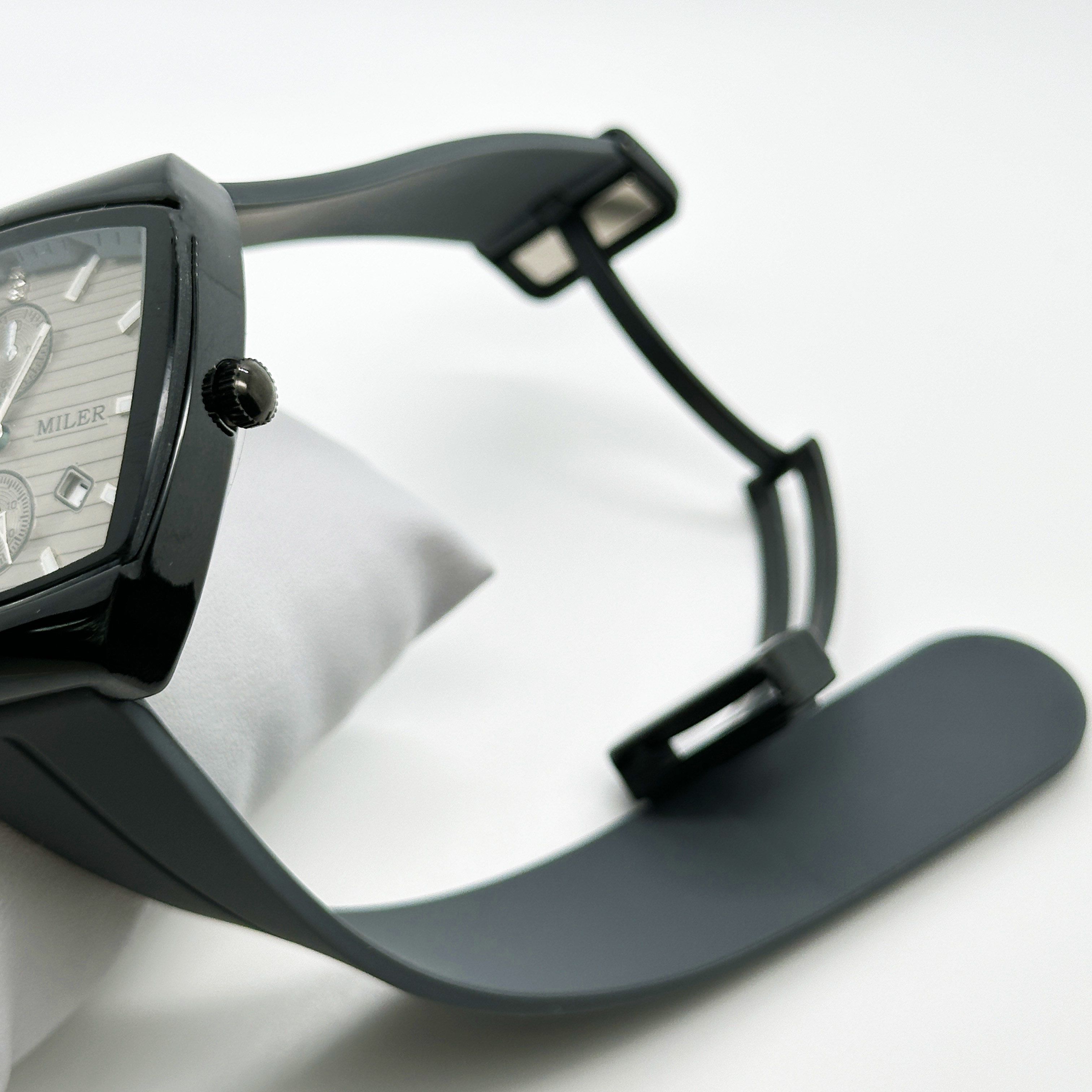 Fashion Style Business Men Quartz Wrist Watch With Silicone Strap