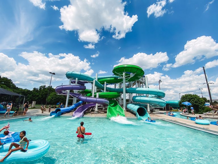 Hold Up 300kg Fiberglass Water Slides Outdoor Commercial Playground Games Ride