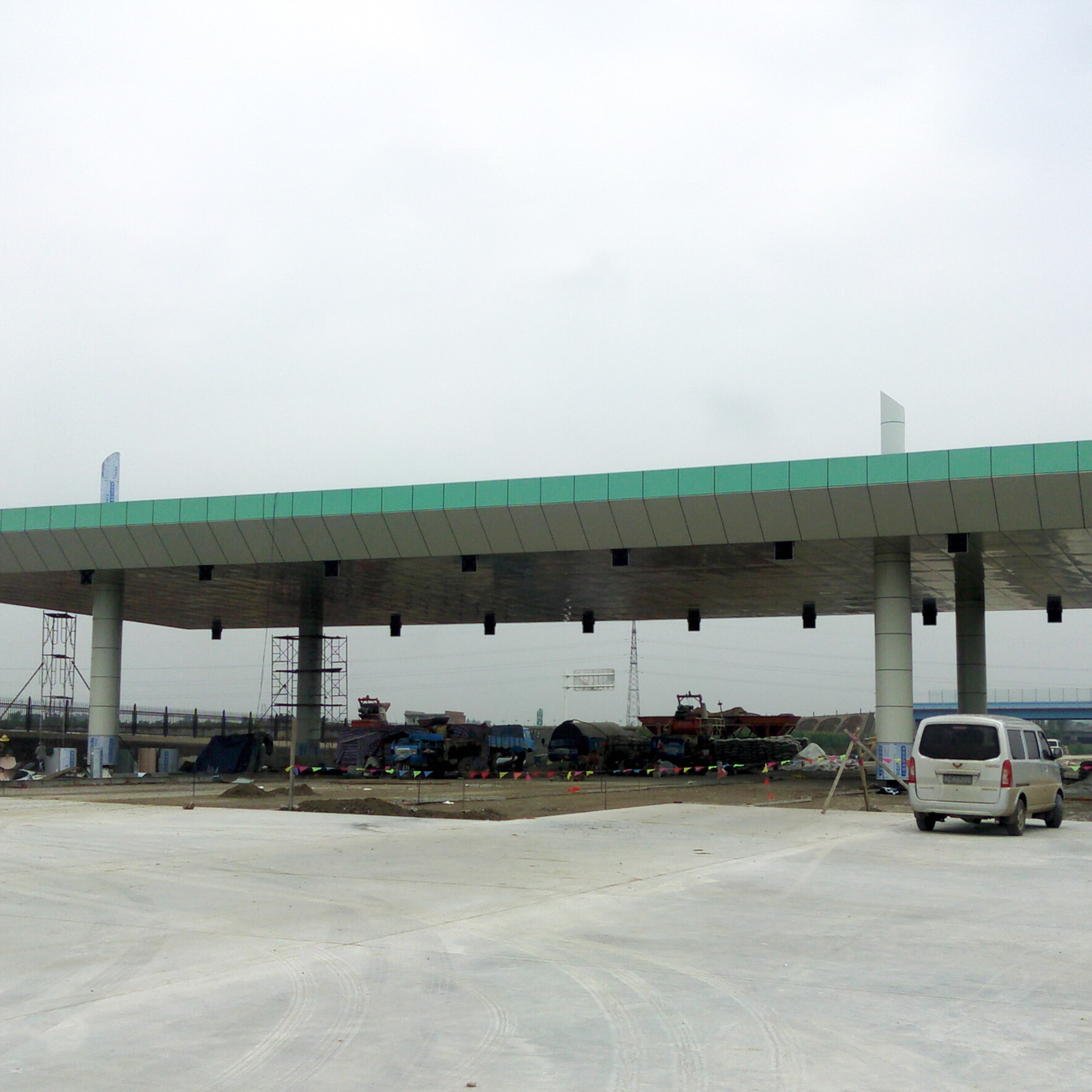 Prefabricated Toll Plaza Construction Building 50mm 150mm Roof