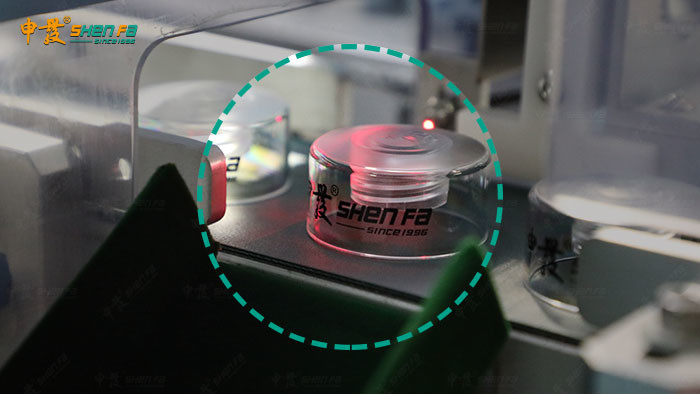 High Precision Auto Hot Stamping Machine For Plastic Jars Lid