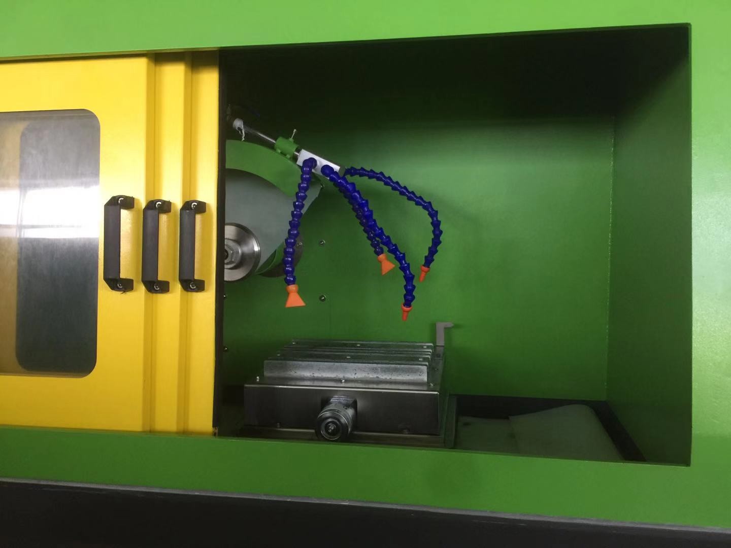 High Speed Magnetic Core Cutting Machine 4000 R/MIN Increased Accuracy