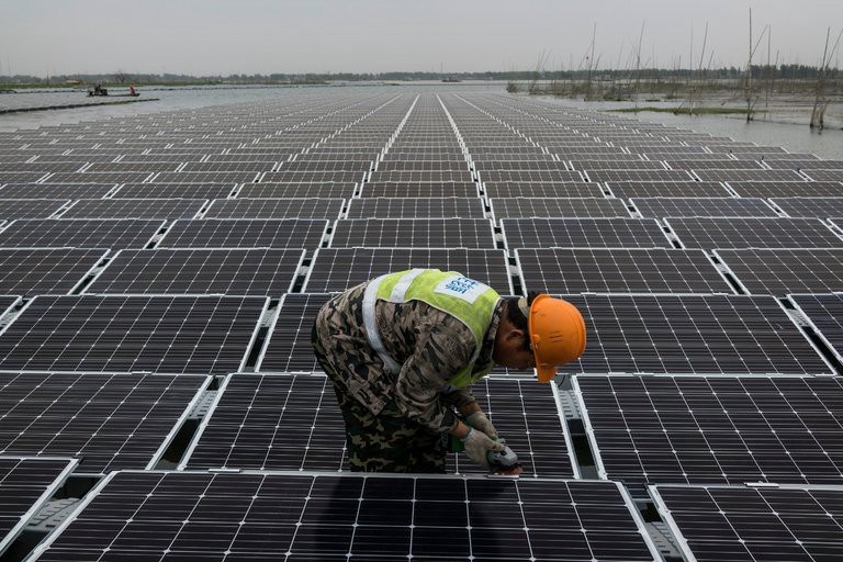 ! Sample Available! 270W Solar Panel! Good Efficiency! with TUV Certified! Widely Used!