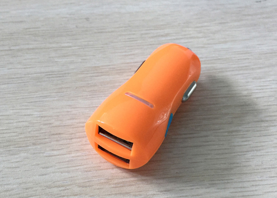 Fast Charging 2.1A Mini Car Charger Adapter With Two Usb Port Over Short Circuit Protection