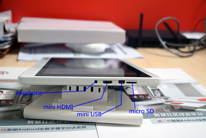 zigbee-android-tablet-pc-700-5.JPG
