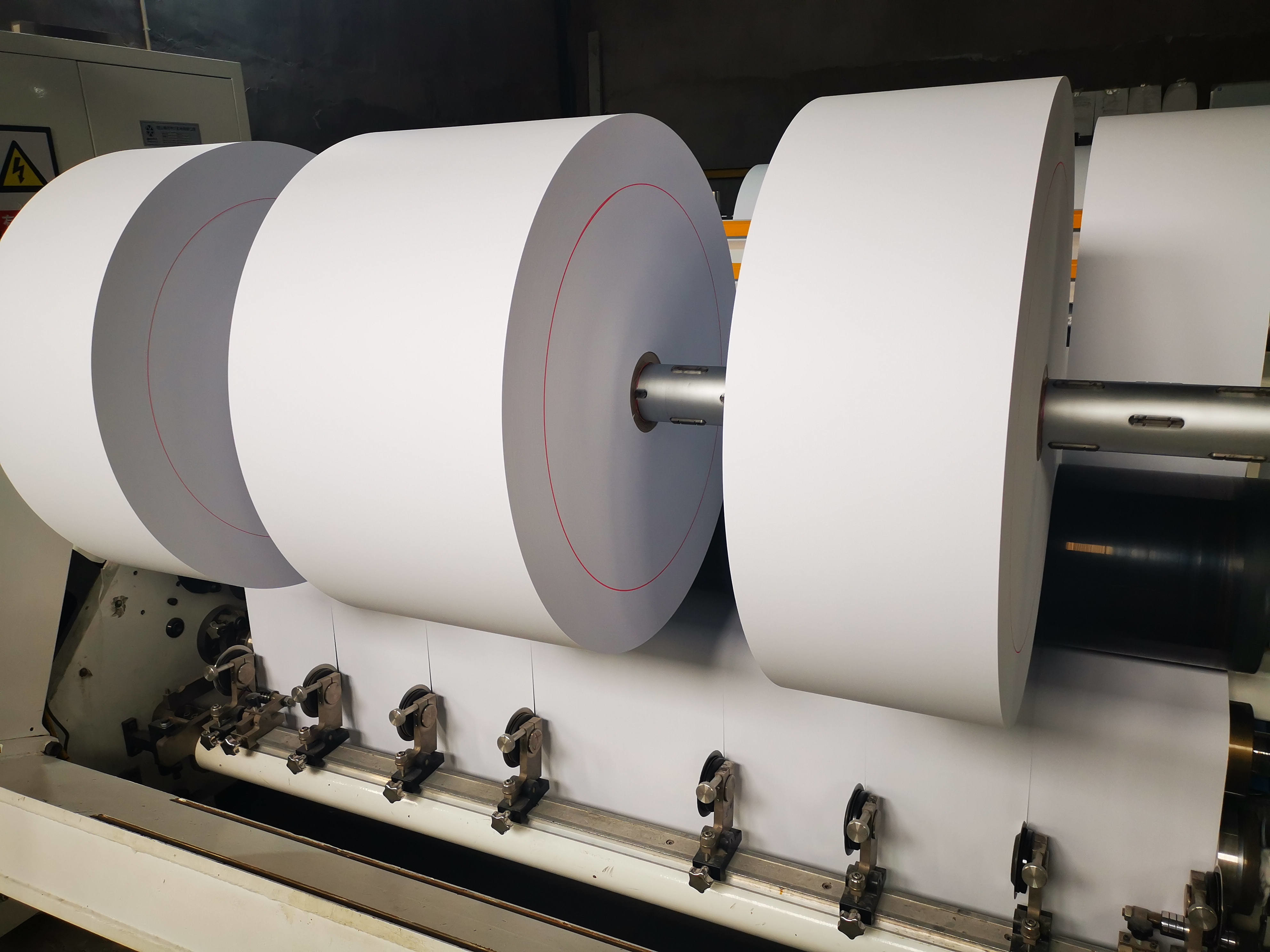 BPA Free 45GSM Shipping Label Thermal Paper Jumbo Roll 54um