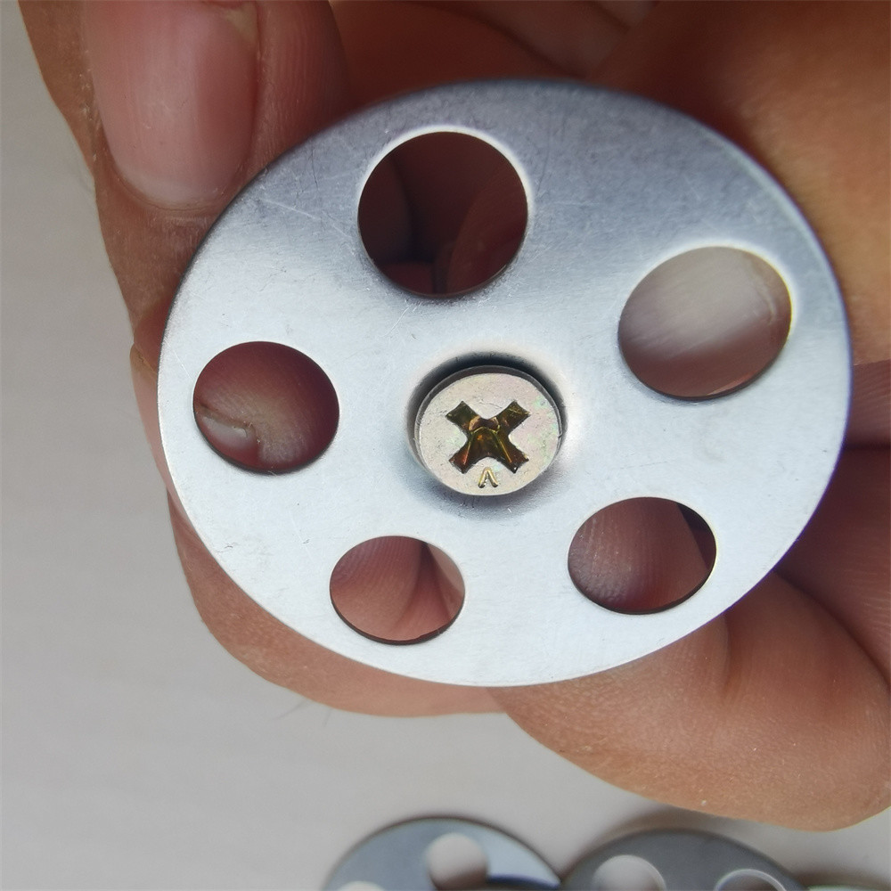 Galvanized Perforated Disc Washers Pack X 100 For Insulation Boards