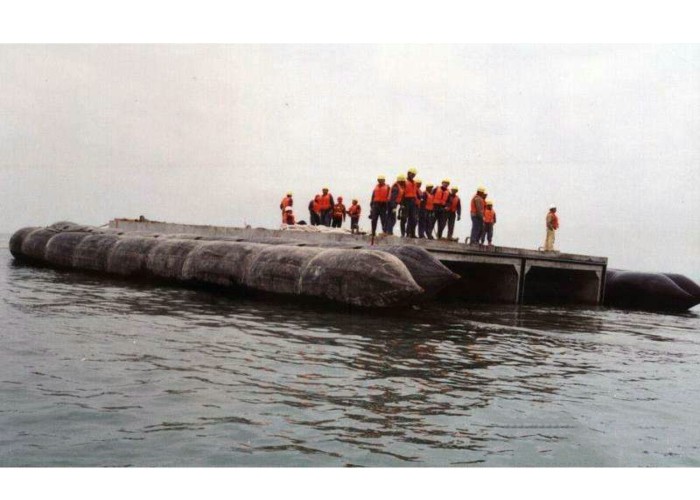 High Pressure Black Shiping Launching Heavy Lifting Inflatable Marine Rubber Airbag