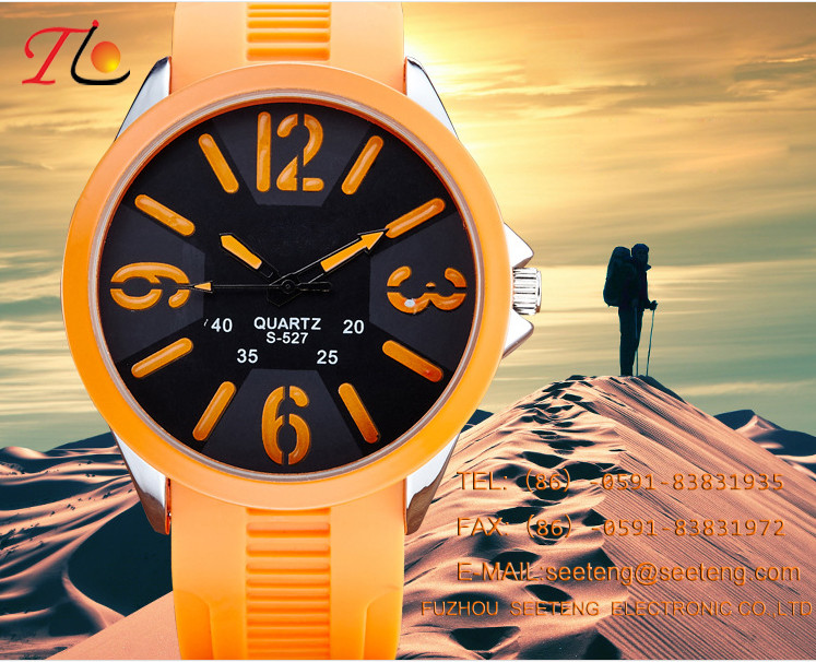 Silicone strap with alloy case round dial and customized watch silicone watch cool style
