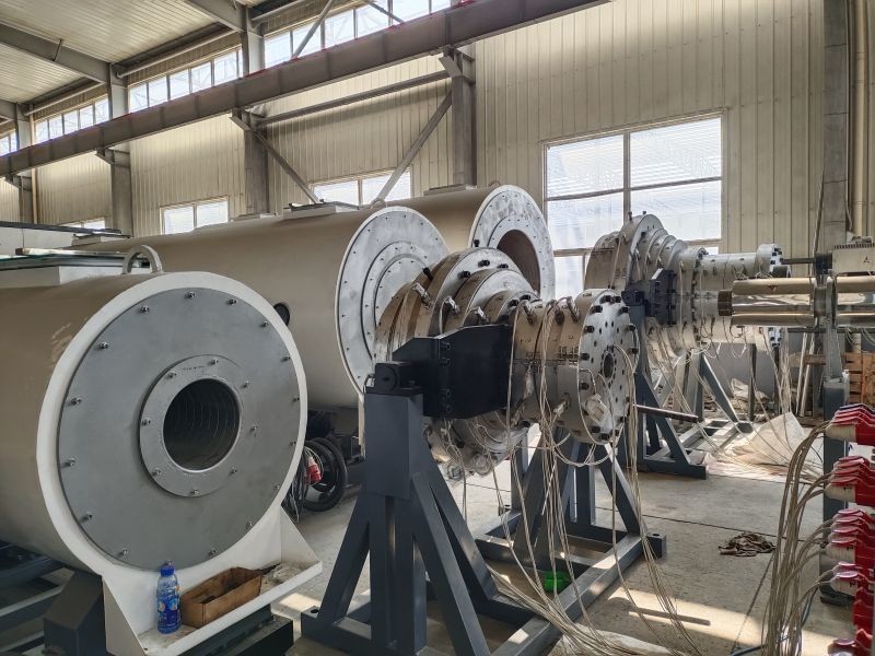 HDPE Gas Supply Pipe Extrusion Line / HDPE Water Supply Pipe Production Line Single Screw Extruder