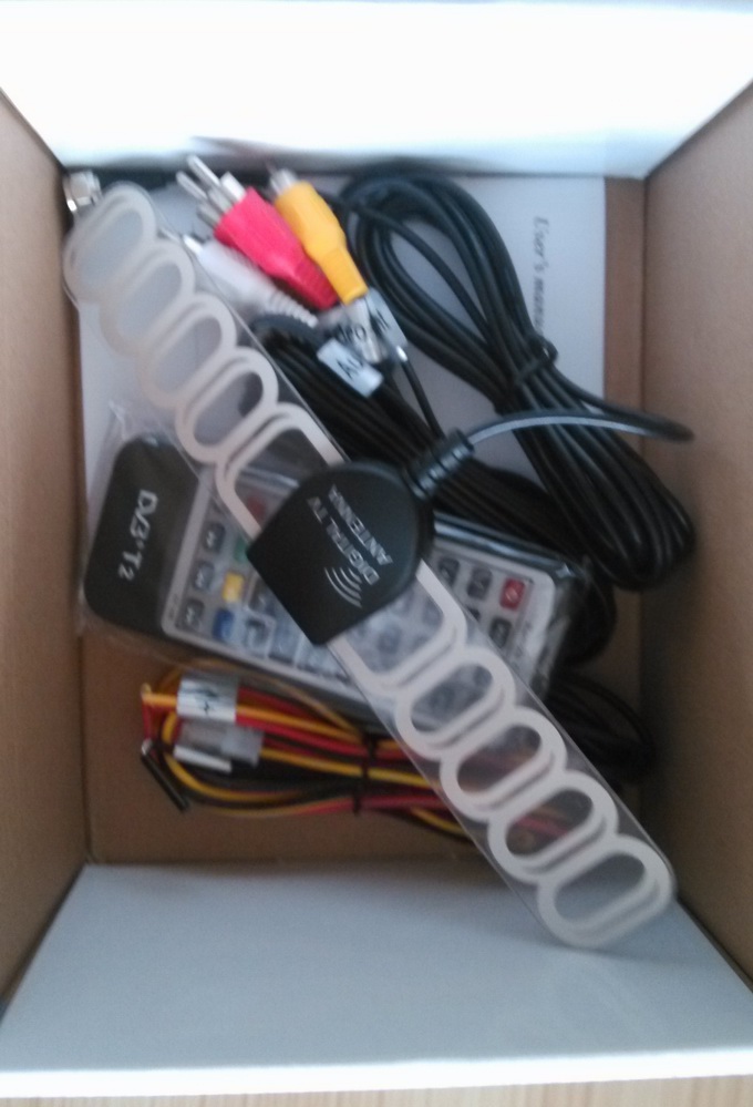 Ouchuangbo Car DVB-T2 120km/h Double Antenna H.264 MPEG4 Mobile Digital TV Box OCB-T288B