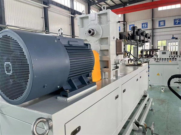 Plastic Extrusion Equipment Manufacturers , PVC Rain Gutter Making Machine