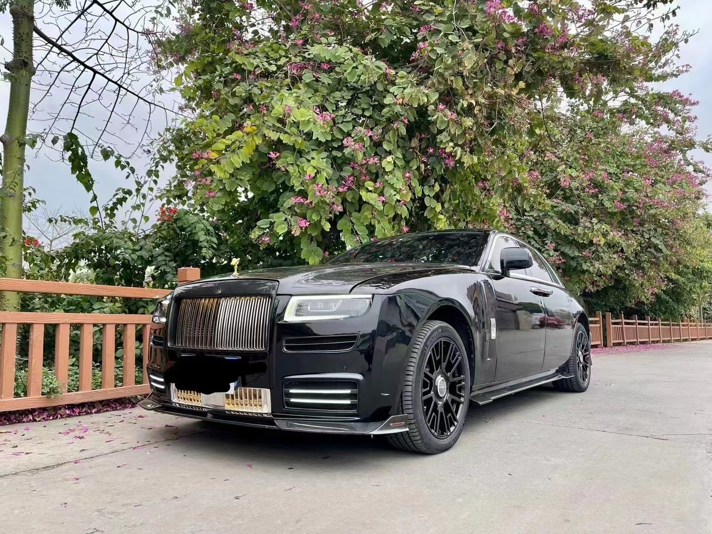 Auto Parts Ghost Body Kit Rolls Royce Front And Rear Bumper Hood 280MM