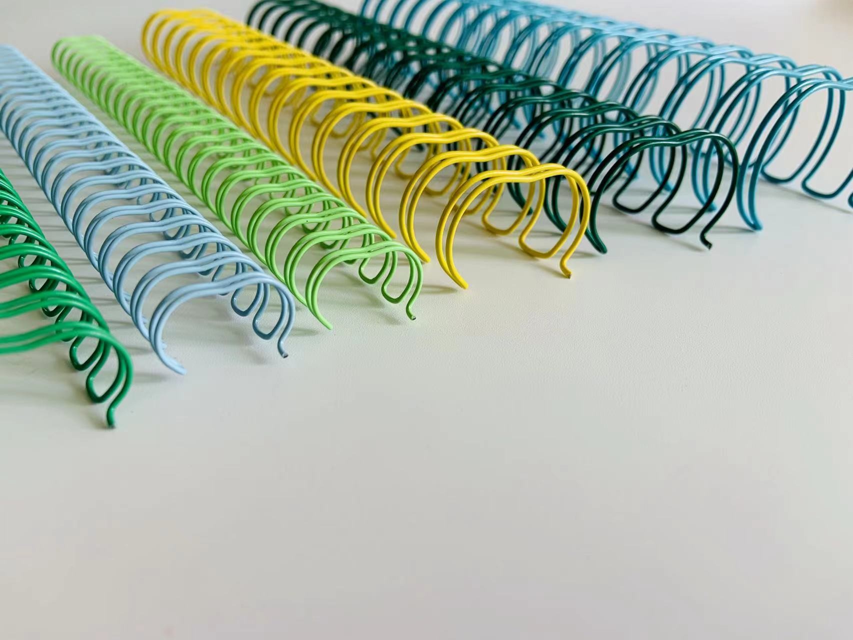 Nylon Coated Steel 6.4-44mm Double Loop Binding For Notebooks And Calendars