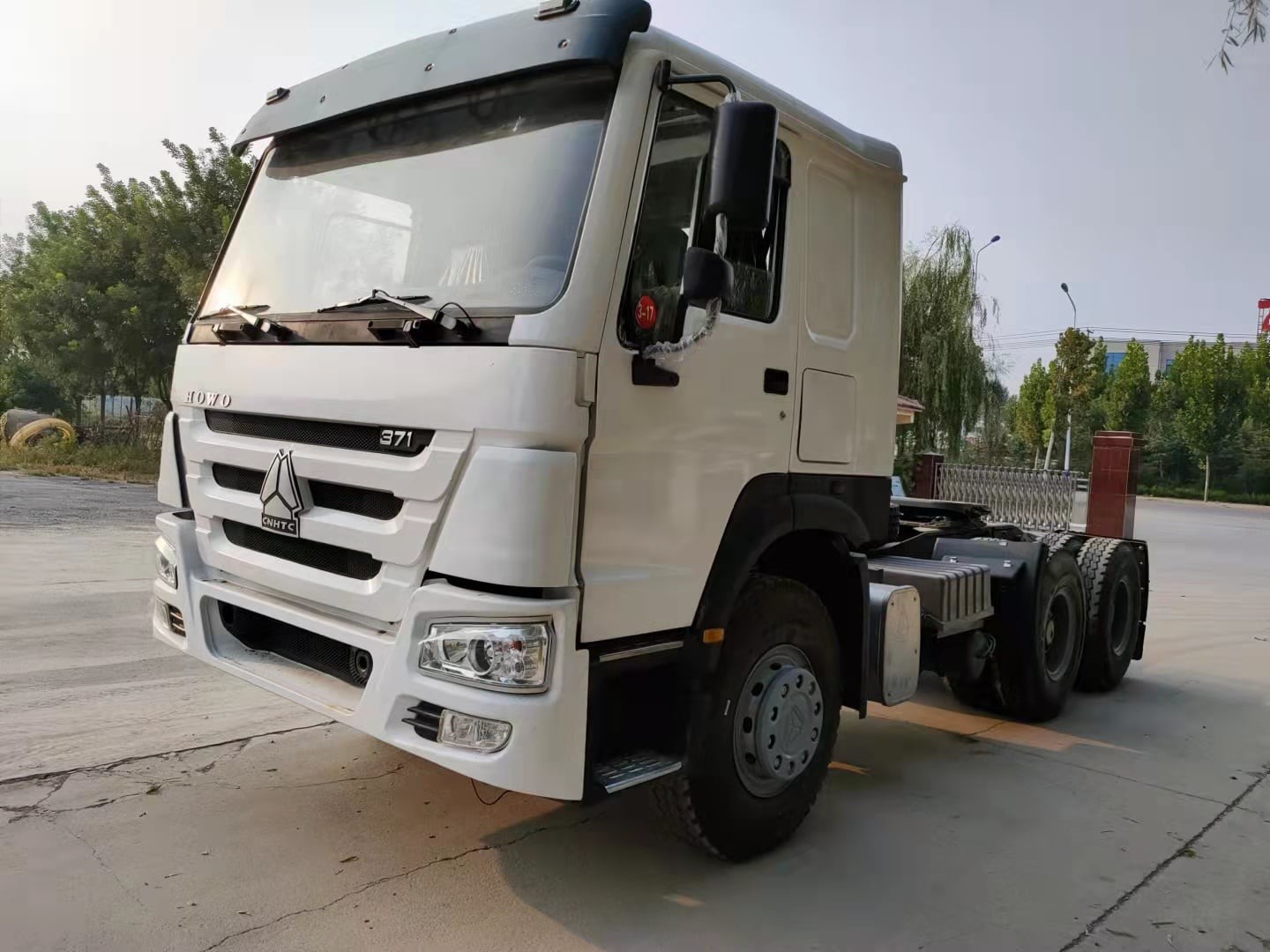 Used Howo/Sino Truck Tractor Head/Horse With Good Condition RHD