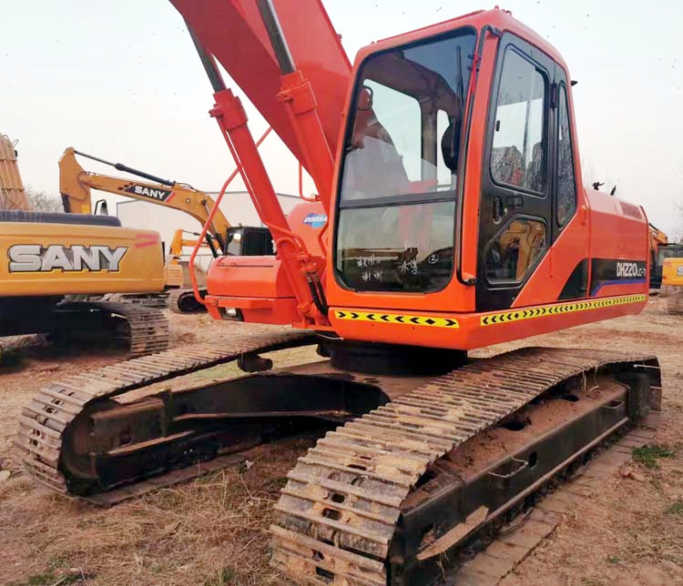 Doosan DH220LC-7 Excavator 22 Ton Original Hydraulic Valve Good Condition Made in Korea