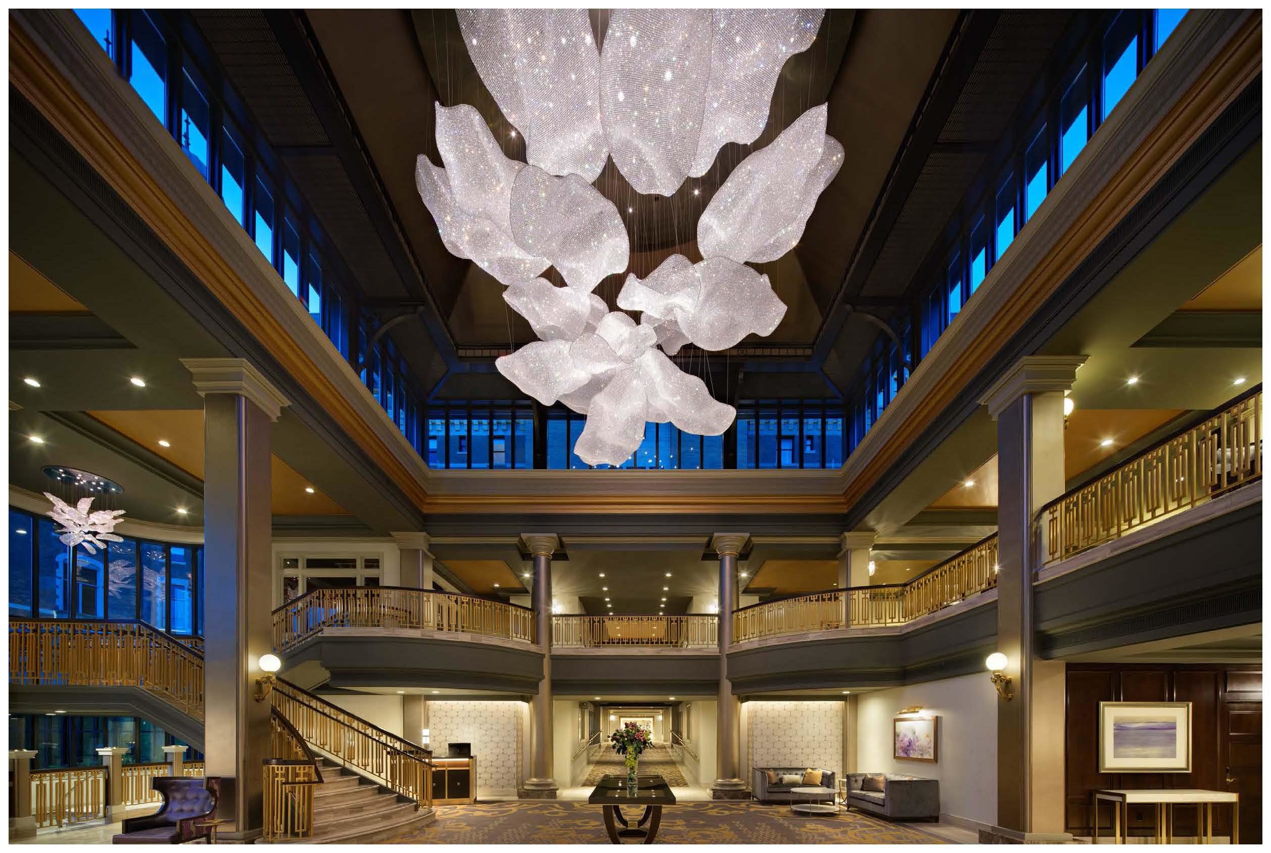Creative Art Luxury Crystal Chandelier For Art Exhibition Hall Or Conference Hall