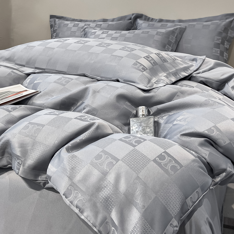 Polyester / Linen / Cotton Luxury Jacquard Bedding Sets Collections 4 Pcs Comforter