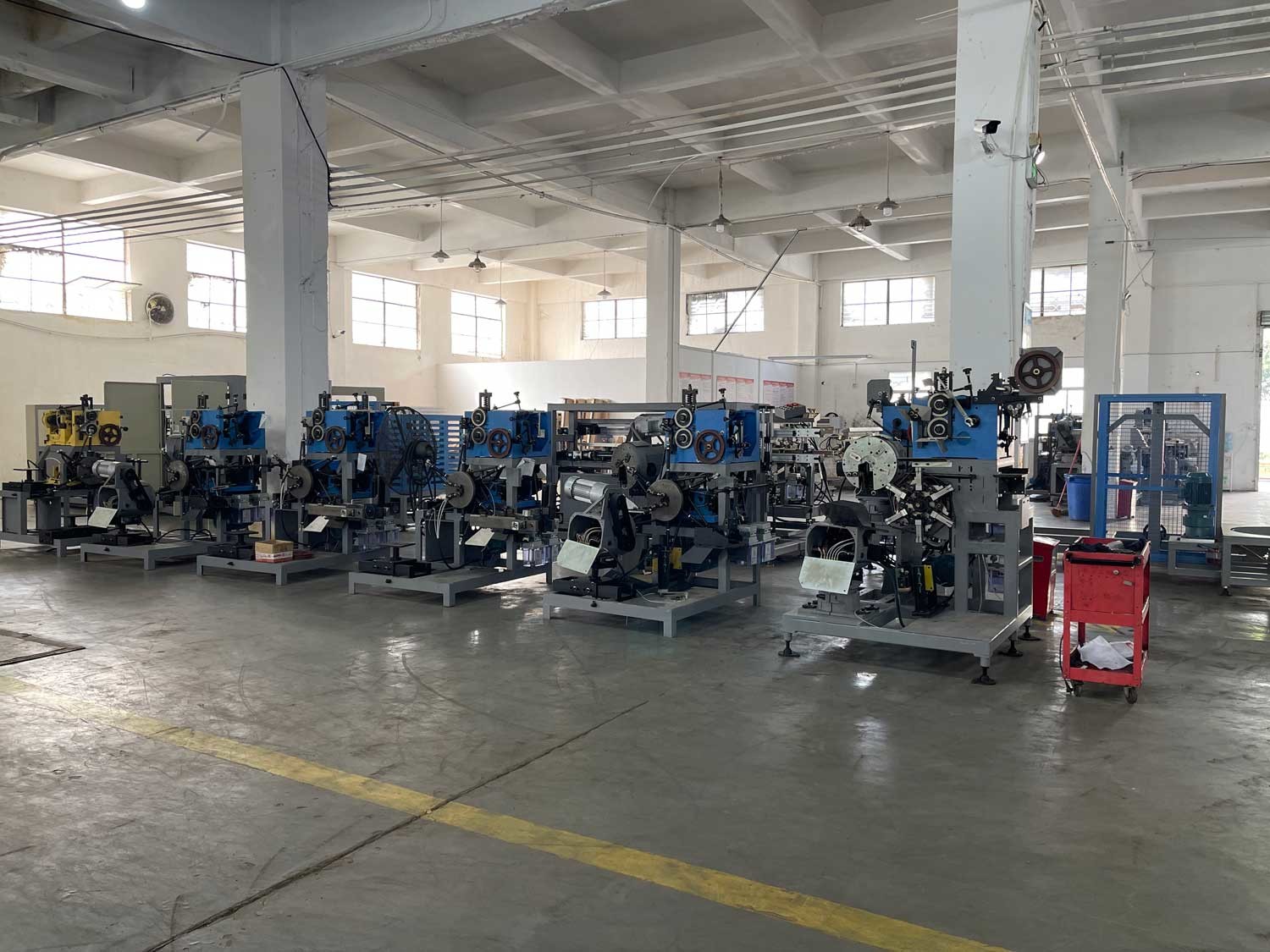 Spring Capacity 90－100 Springs/Min Mattress Production Line Automatic