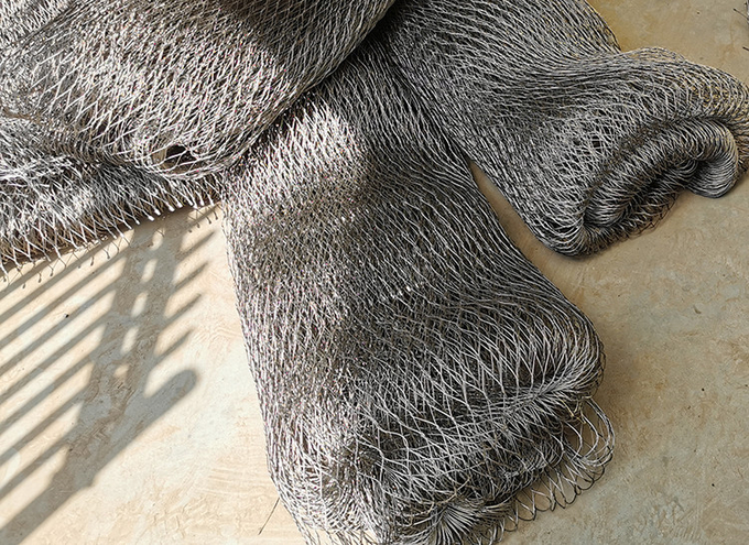 stainless steel knotted rope mesh  	