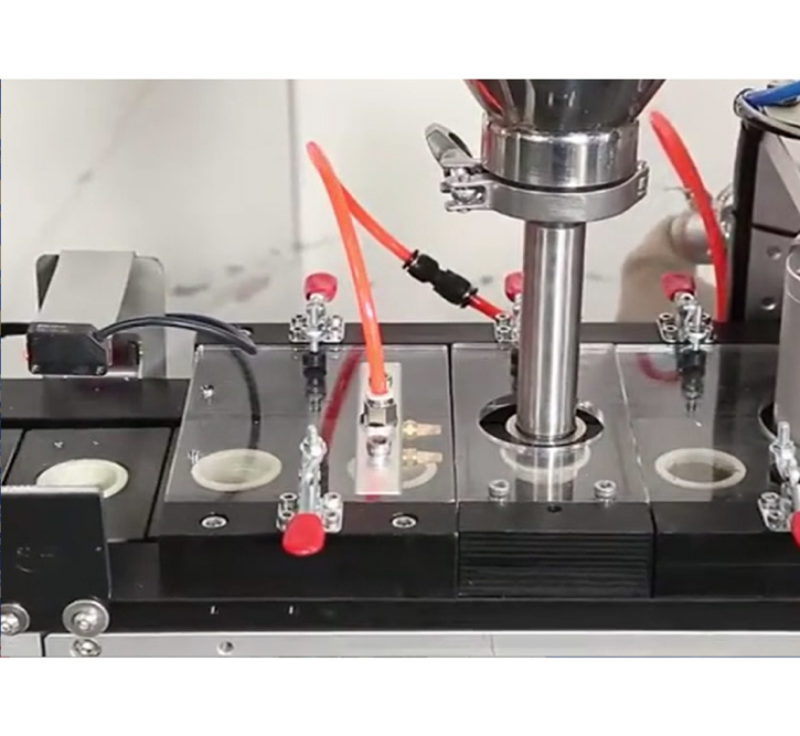 linear coffee capsule filling and sealing machine with nitrogen flushing function