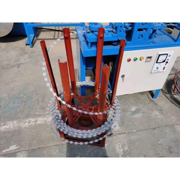 Galvanized Coil Razor Blade Barbed Wire Making Machine