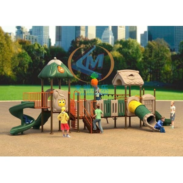 1300x760cm Outside Play Sets Anti Slippery Play Ground Equipment