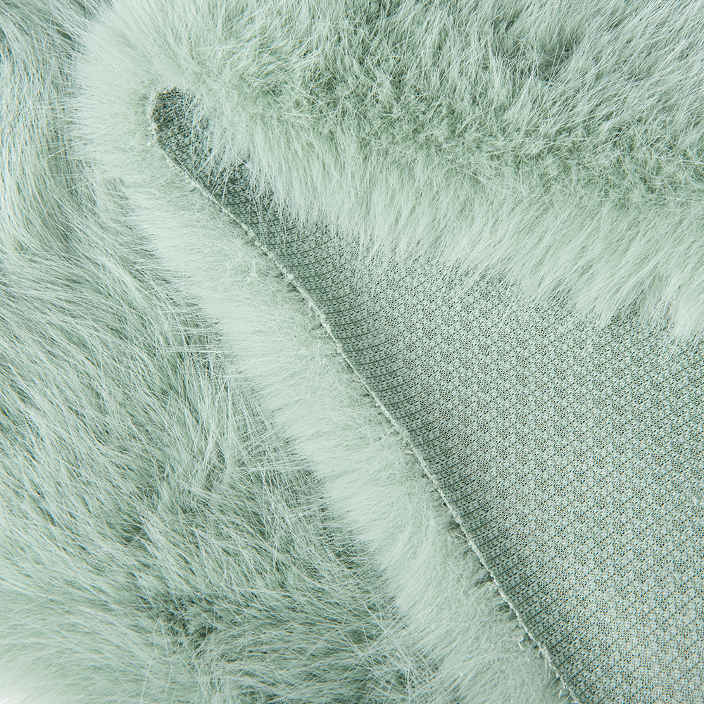 Tip-Dyed Knitted Backing 100% Polyester Long Pile Faux Fur Fabric for End Customers